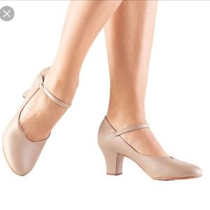 So Danca CH52 tan character shoes!